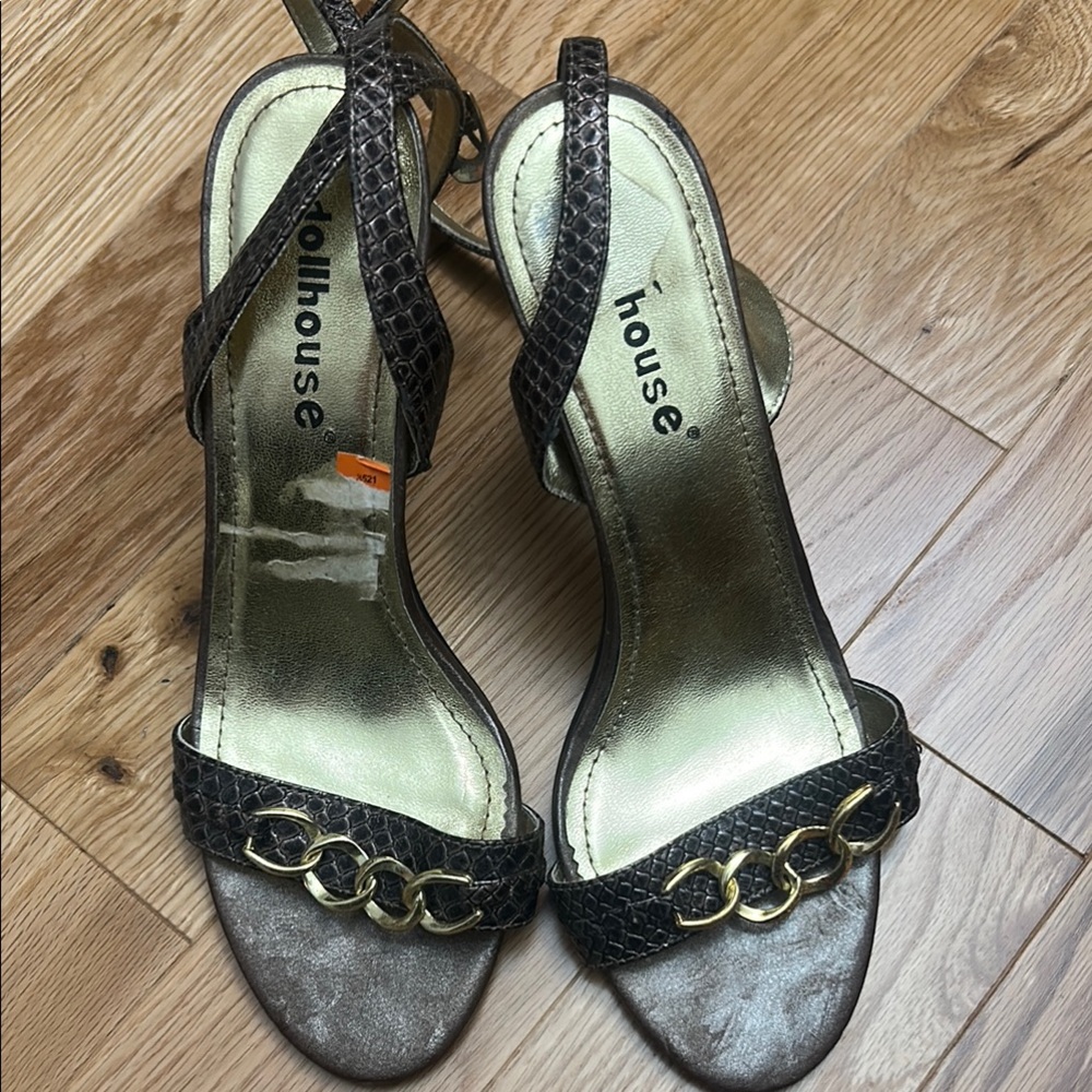 Dollhouse Brown and Gold Heels with Ankle Strap - Picture 1 of 17